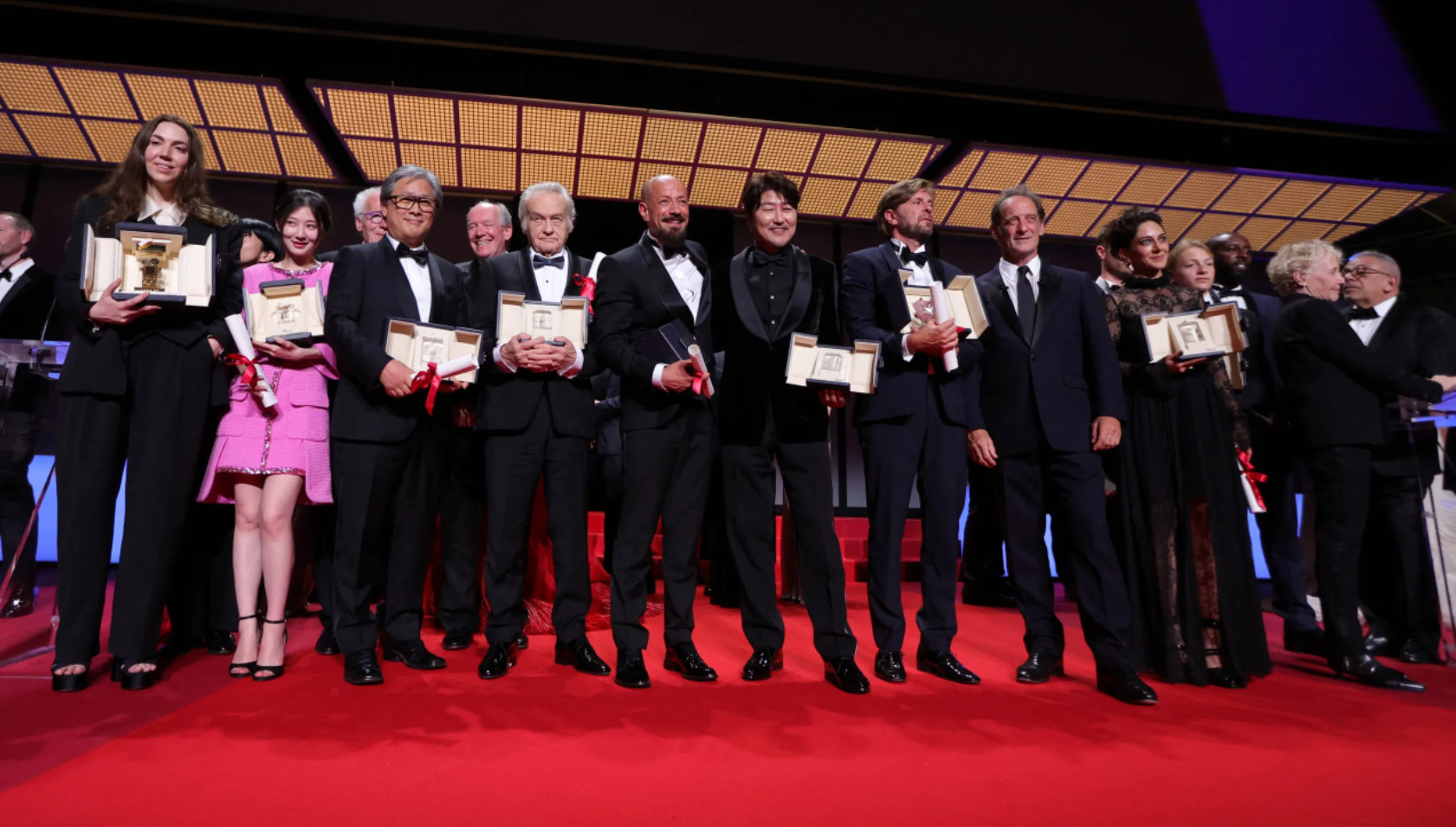 Jury And Award Winners – Closing Ceremony 2022